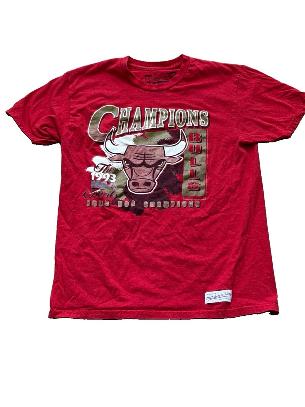 Mitchell & Ness Red Chicago Bulls 'Champions' Graphic Tee